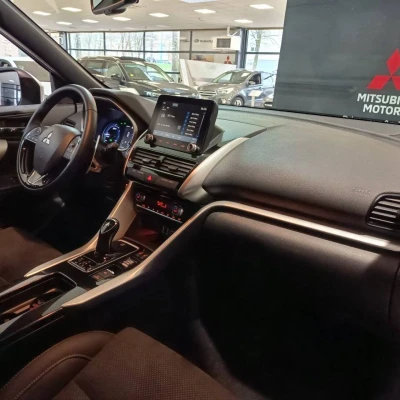 Eclipse Cross 2.4 MIVEC PHEV Twin Motor 4WD  Business - photo 20/69