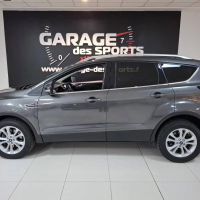 Kuga 2.0 TDCi 150 S&S 4x2 BVM6  Titanium - photo 9/54