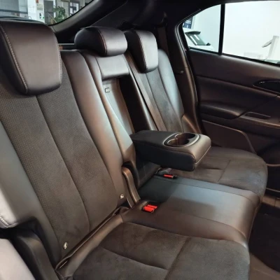 Eclipse Cross 2.4 MIVEC PHEV Twin Motor 4WD  Business - photo 64/69