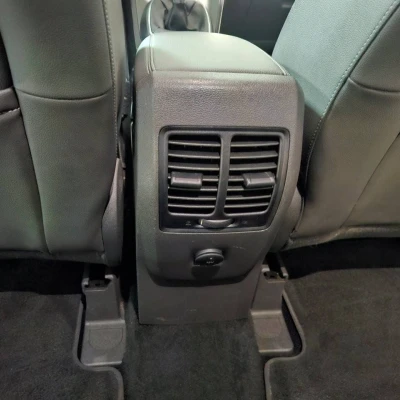 Kuga 2.0 TDCi 150 S&S 4x2 BVM6  Titanium - photo 48/54