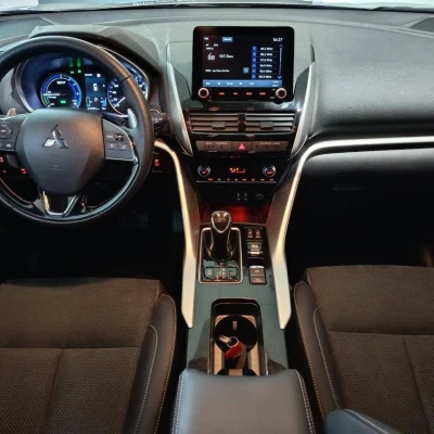 Eclipse Cross 2.4 MIVEC PHEV Twin Motor 4WD  Business - photo 23/69