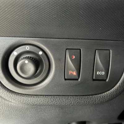 Logan MCV TCe 90  Stepway - photo 31/55