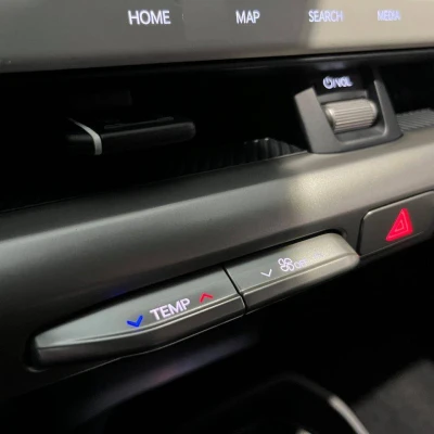 EV4 81.4 kWh 204 ch Autonomie Longue  GT-Line - photo 49/79