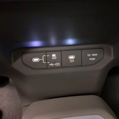 EV3 81.4 kWh 204 ch  Earth - photo 44/87