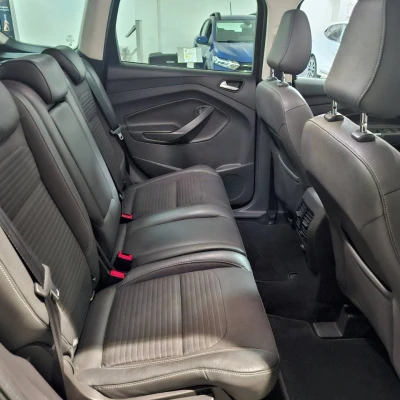 Kuga 2.0 TDCi 150 S&S 4x2 BVM6  Titanium - photo 49/54