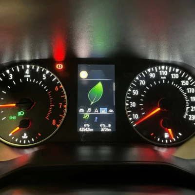 Clio TCe 90  Evolution - photo 26/50