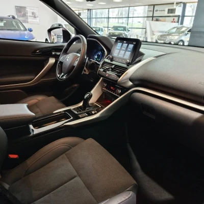 Eclipse Cross 2.4 MIVEC PHEV Twin Motor 4WD  Business - photo 19/67