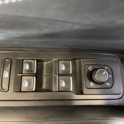 T-Roc 1.5 TSI EVO 150 Start/Stop DSG7  R-Line - photo 32/58