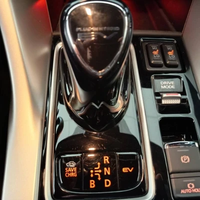 Eclipse Cross 2.4 MIVEC PHEV Twin Motor 4WD  Business - photo 37/68