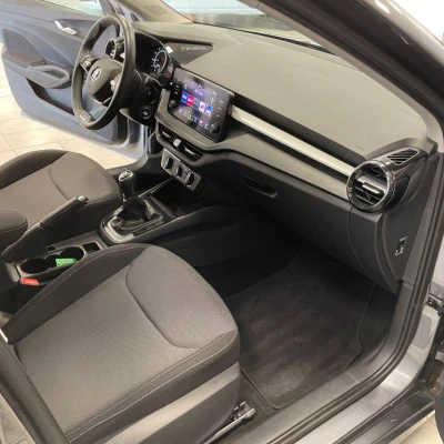 Fabia 1.0 TSI 95 ch BVM5  Ambition - photo 17/50