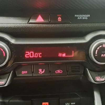 Stonic 1.0 T-GDi 100 ch DCT7  GT Line - photo 38/57