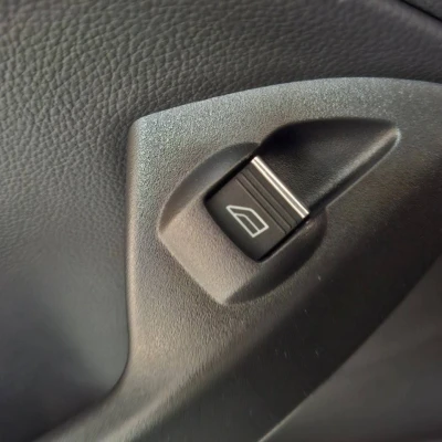 Kuga 2.0 TDCi 150 S&S 4x2 BVM6  Titanium - photo 46/54