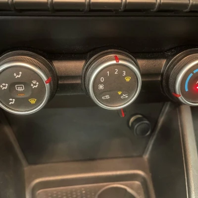 Duster dCi 110 4x4  Confort - photo 37/52