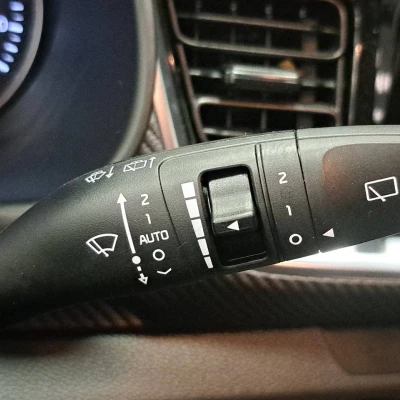 Stonic 1.0 T-GDi 100 ch DCT7  GT Line - photo 34/57