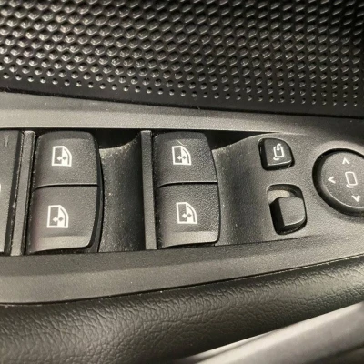 118i 136 ch DKG7  Edition Sport - photo 32/63