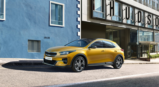 Kia XCeed : un crossover compact associant la praticité d'un SUV au comportement routier d’une berline