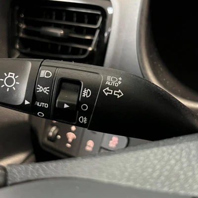 Stonic 1.0 T-GDi 120 ch MHEV DCT7  Active - photo 31/56