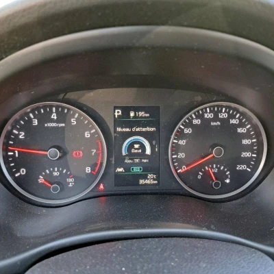 Stonic 1.0 T-GDi 120 ch MHEV DCT7  Active - photo 25/56