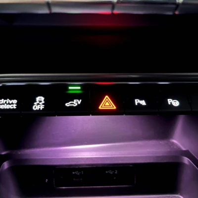 A3 Sportback 40 TFSIe 204 S tronic 6  Design Luxe - photo 45/71