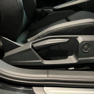 A3 Sportback 40 TFSIe 204 S tronic 6  Design Luxe - photo 20/71