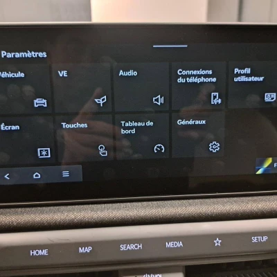 EV3 81.4 kWh 204 ch  GT-line - photo 56/74