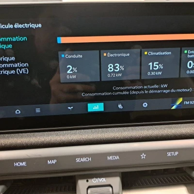 EV3 81.4 kWh 204 ch  GT-line - photo 51/74