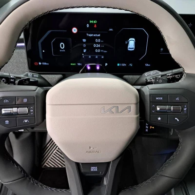 EV3 81.4 kWh 204 ch  GT-line - photo 24/74