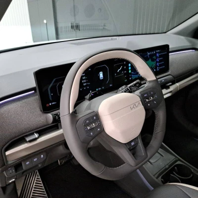 EV3 81.4 kWh 204 ch  GT-line - photo 18/74
