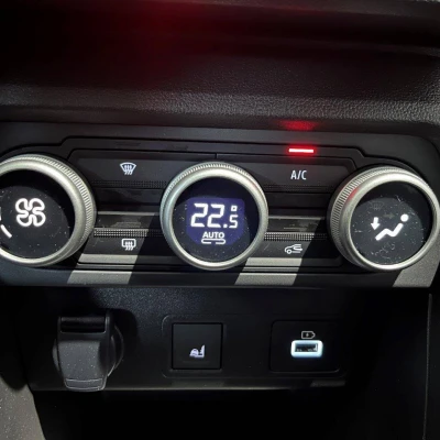 Sandero ECO-G 100 GSR2  Stepway Extreme + - photo 41/64