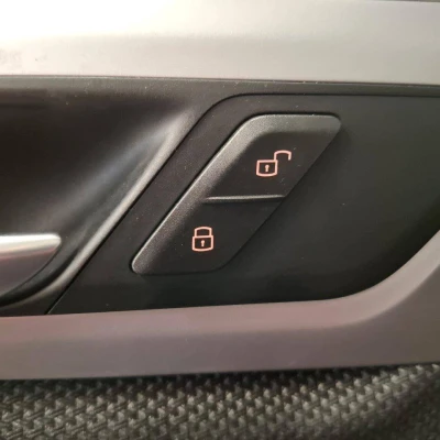 X3 xDrive20d 190ch BVA8  Business Design - photo 26/52