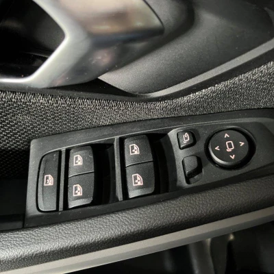 Touring 320d xDrive 190 ch BVA8  Business Design - photo 31/75