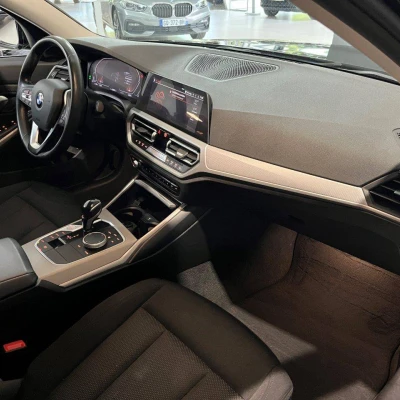 Touring 320d xDrive 190 ch BVA8  Business Design - photo 16/75