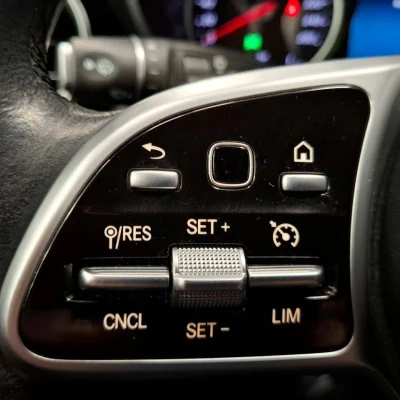 GLC 300 d 9G-Tronic 4Matic  Avantgarde Line - photo 24/63