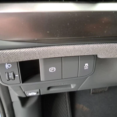 EV3 81.4 kWh 204 ch  Earth - photo 38/87