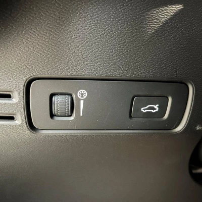 XC40 D3 AdBlue 150 ch Geartronic 8  Business - photo 25/58