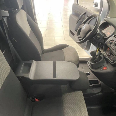 KANGOO EXPRESS BLUE DCI 95  EXTRA R-LINK - photo 22/44