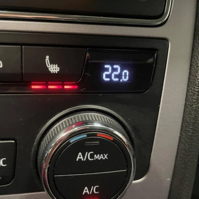 Leon 1.0 EcoTSI 115 Start/Stop BVM6  Urban - photo 44/53