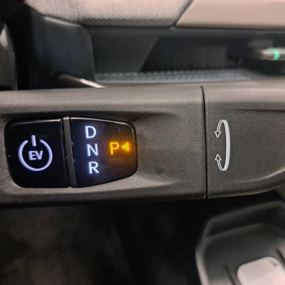 EV4 58.3 kWh 204 ch Autonomie Standard  Earth - photo 41/92