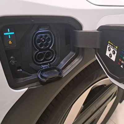 EV4 58.3 kWh 204 ch Autonomie Standard  Earth - photo 10/92