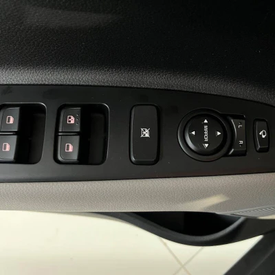 Stonic 1.0 T-GDi 120 ch ISG DCT7  Design - photo 26/52