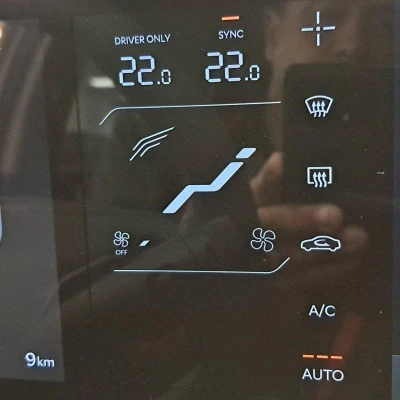 EV3 81.4 kWh 204 ch  Earth - photo 38/69