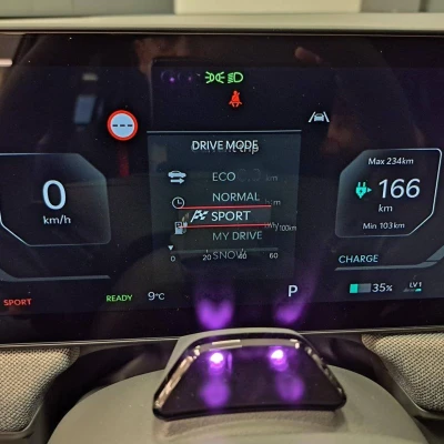 EV3 81.4 kWh 204 ch  Earth - photo 29/69