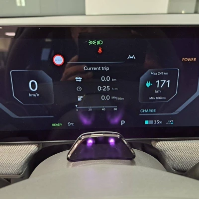 EV3 81.4 kWh 204 ch  Earth - photo 28/69