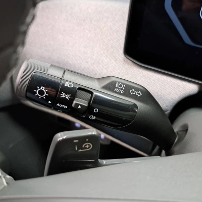 EV3 81.4 kWh 204 ch  Earth - photo 25/69