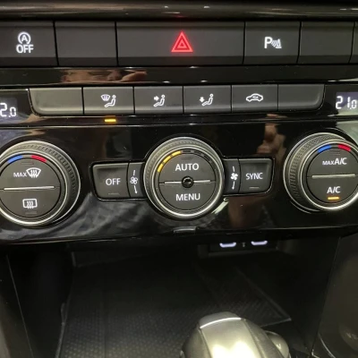 T-Roc 1.5 TSI 150 EVO Start/Stop DSG7  Carat - photo 43/67