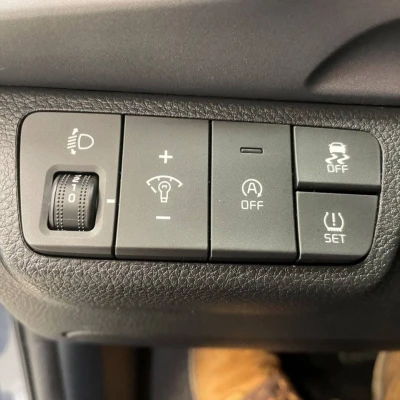 Stonic 1.0 T-GDi 120 ch MHEV DCT7  Active - photo 27/48