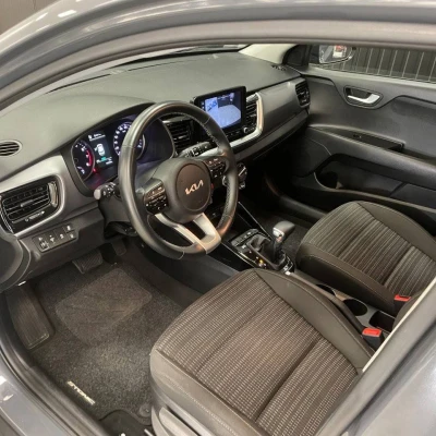 Stonic 1.0 T-GDi 120 ch MHEV DCT7  Active - photo 15/48