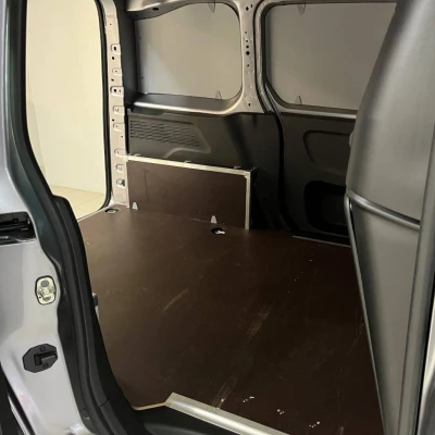 BERLINGO VAN TAILLE M 650KG BLUEHDI 130 S&S EAT8   - photo 59/61