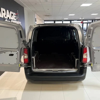 BERLINGO VAN TAILLE M 650KG BLUEHDI 130 S&S EAT8   - photo 57/61