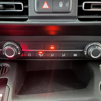 BERLINGO VAN TAILLE M 650KG BLUEHDI 130 S&S EAT8   - photo 40/61